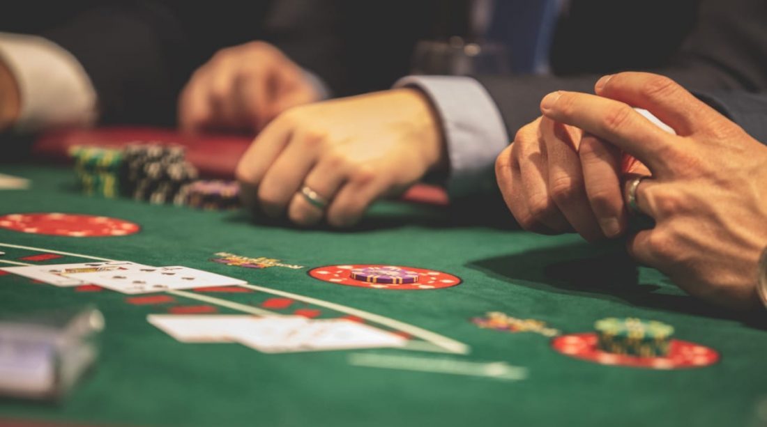 nevýhody online kasin
