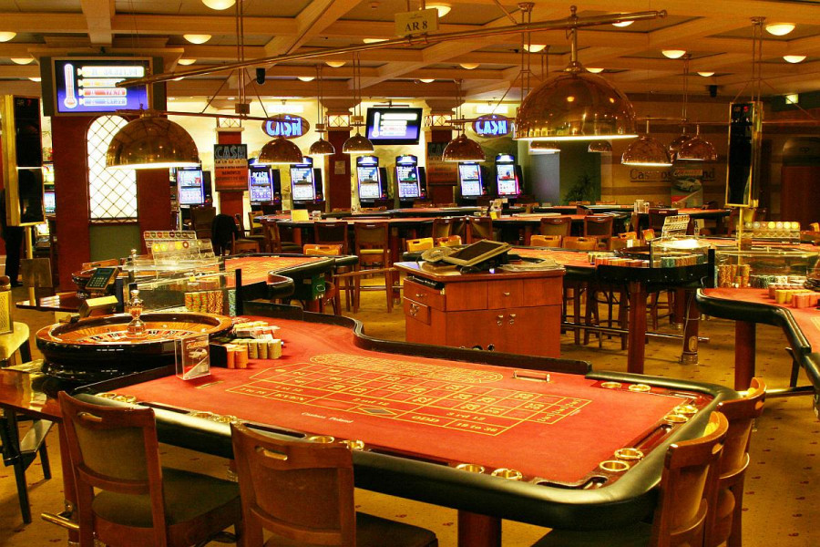sauszemes kazino Polijā